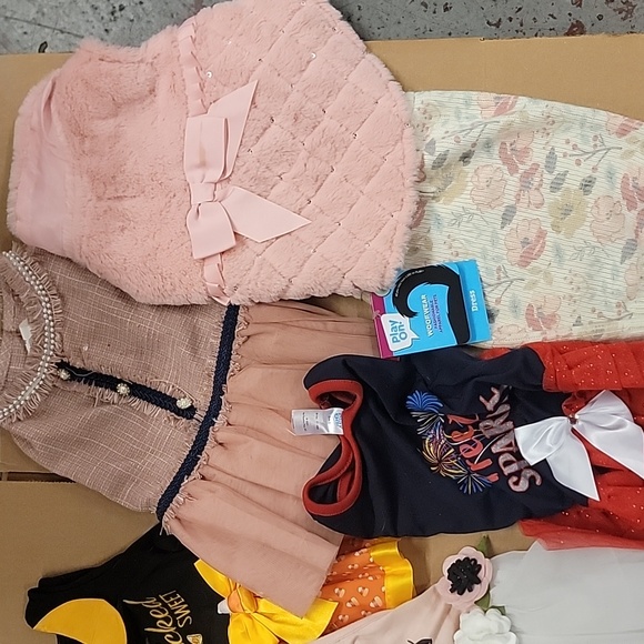 Lot of 8 Dog Clothes & Costumes! One New w/ Tags! Multiple Sizes Excellent Cond! - Picture 7 of 7